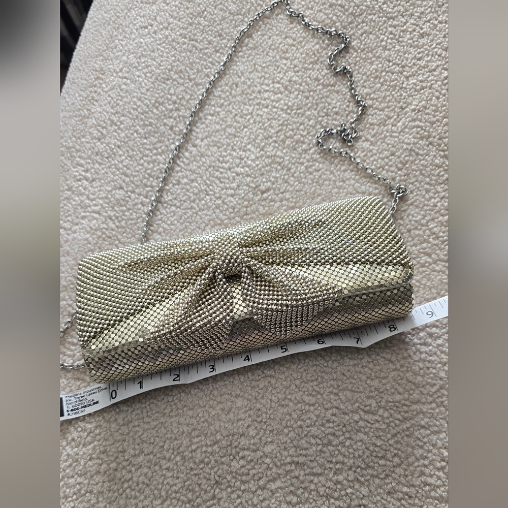 Elegant Gold Clutch Bag - Picture 3 of 5